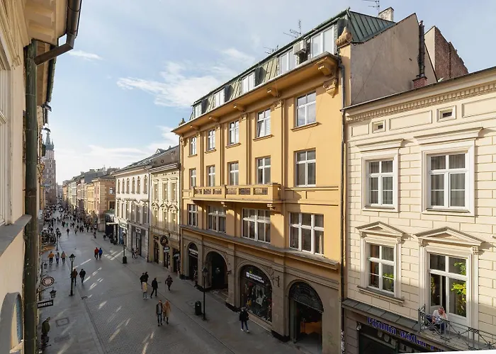 Main Square - Old Town - Florianska 47 Street